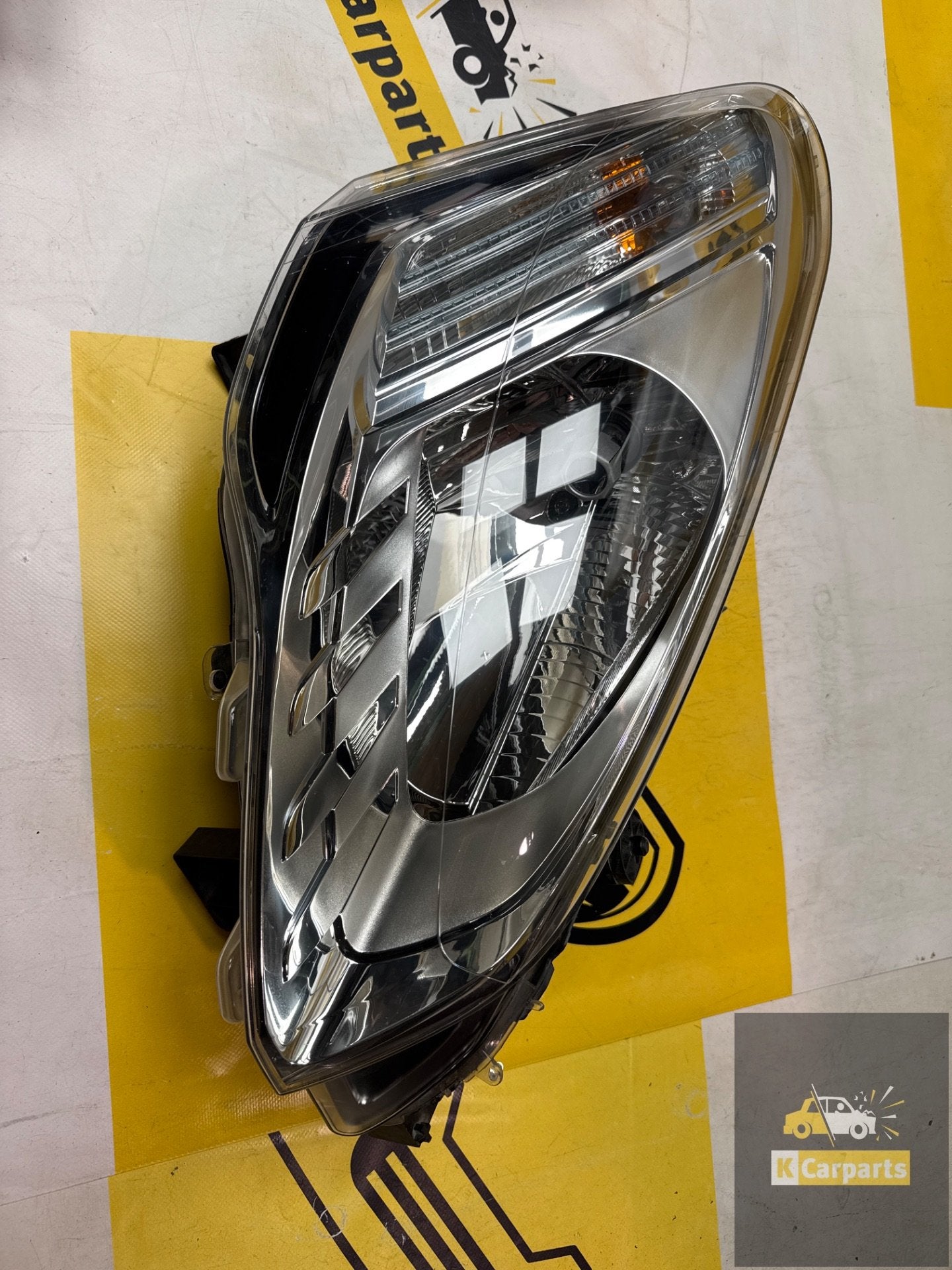 Citroen Berlingo II Koplamp halogeen rechts 90043838, Info@fabrikant.eu, Citroën, Fabrikantstraat 1
1000 AA  Amsterdam, NL, Fabrikant BV