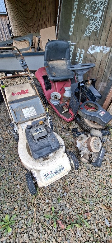 Tracteur+ tondeuse +moteur, Ophalen, Gebruikt