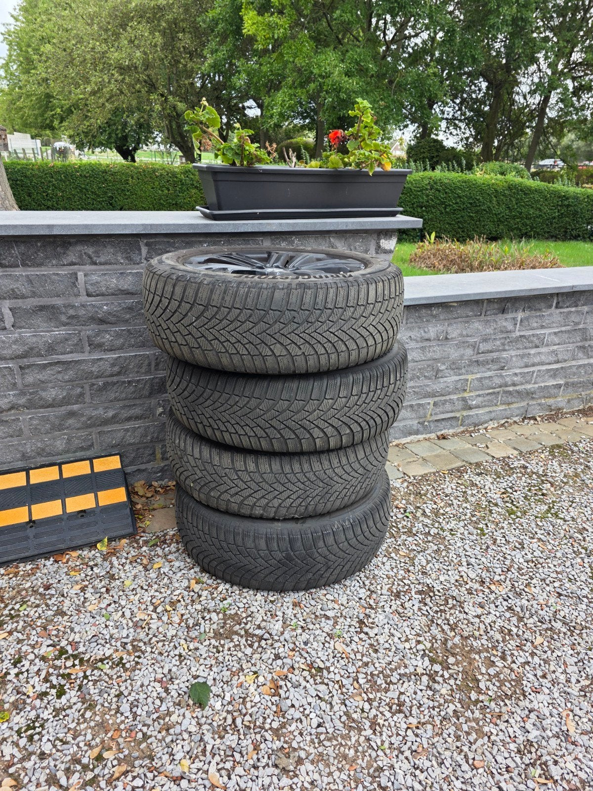 Originele 18" Toyota RAV4 Velgen + Bridgestone Winterbanden, Autos : Pièces & Accessoires, Pneus & Jantes, Pneus et Jantes, Pneus hiver