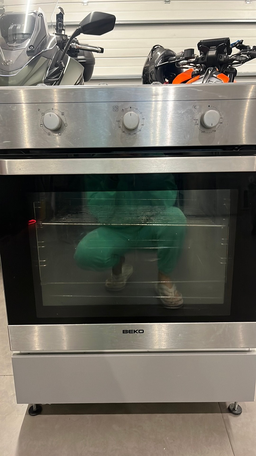 Four Beko, Four avec gril, Encastré, Enlèvement, Utilisé