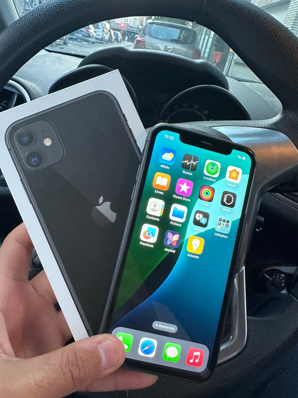 Iphone 11, 64 giga en bon etat, Télécoms, Téléphonie mobile | Apple iPhone, Enlèvement ou Envoi, 76 %, 64 GB, Sans abonnement