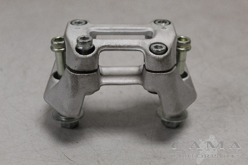 TOP YOKE TROIS POINTS Monster 1100 2008-2010 (34130681A), Motos, Pièces | Ducati, Dhr. S. di Majo, Utilisé, Info@cama-motorparts.nl