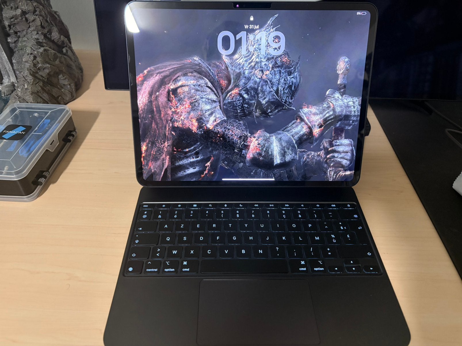 Ipad Pro m5 13 set, 13 inch of meer, Zwart, Ophalen of Verzenden, Zo goed als nieuw