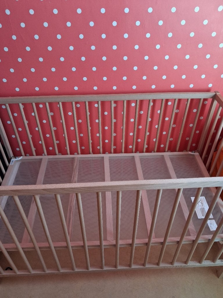 Lit bébé + matelas, Matelas, Enlèvement, Moins de 140 cm, 85 à 100 cm