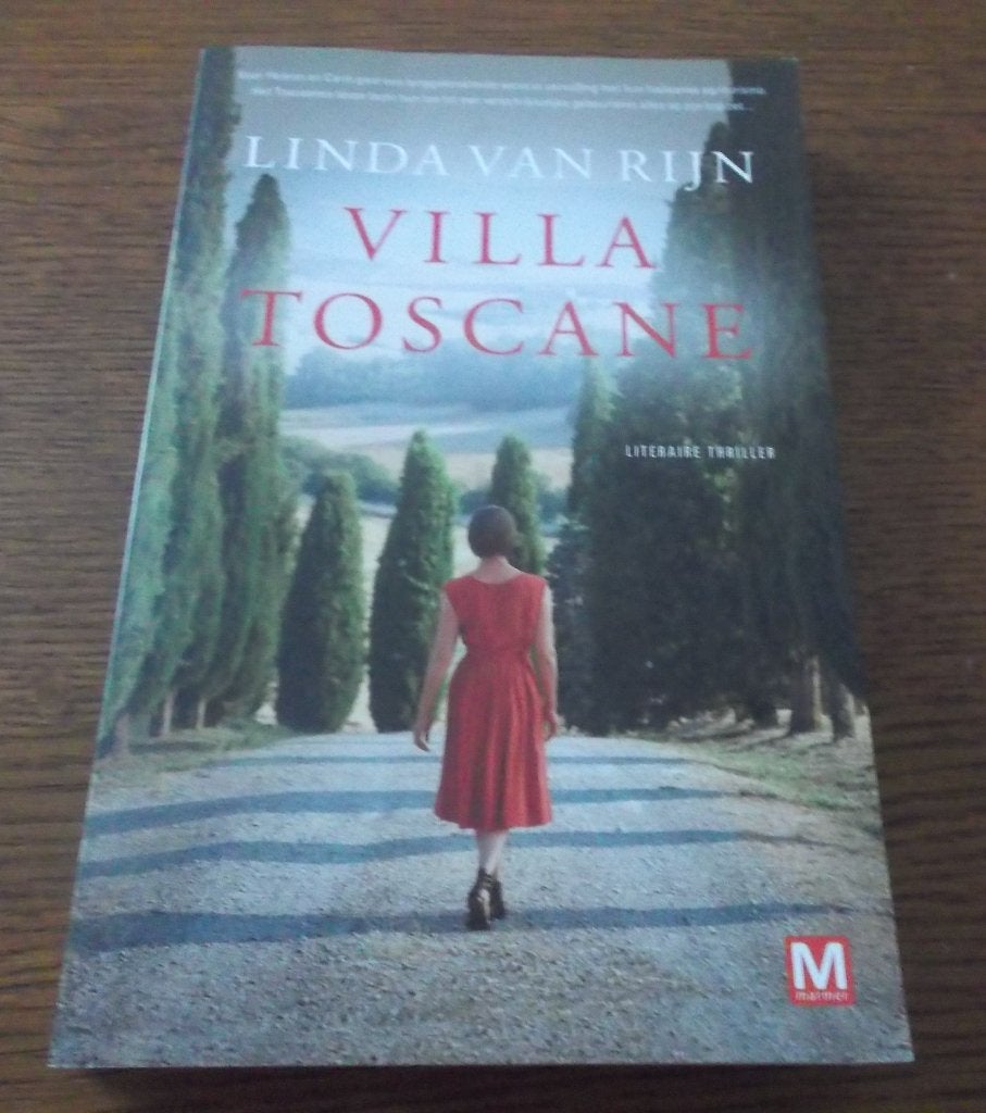 Villa Toscane / Linda van Rijn, Boeken, Thrillers, Ophalen, Zo goed als nieuw, Linda van Rijn