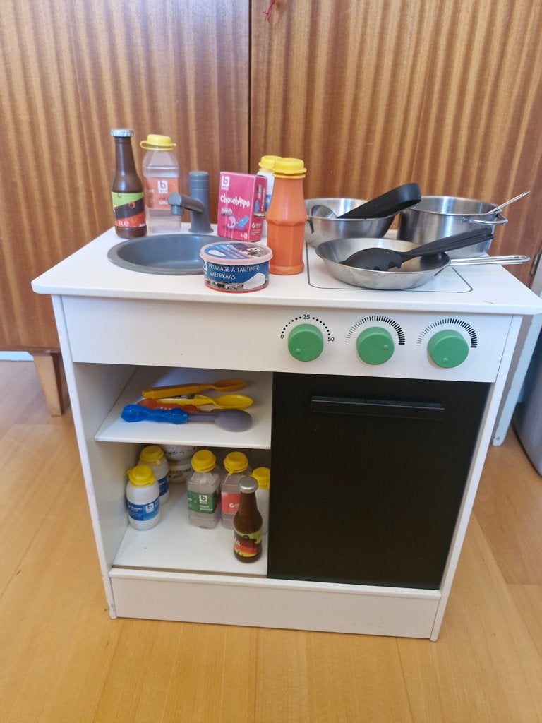 keukentje met toebehoren, Enlèvement, Utilisé