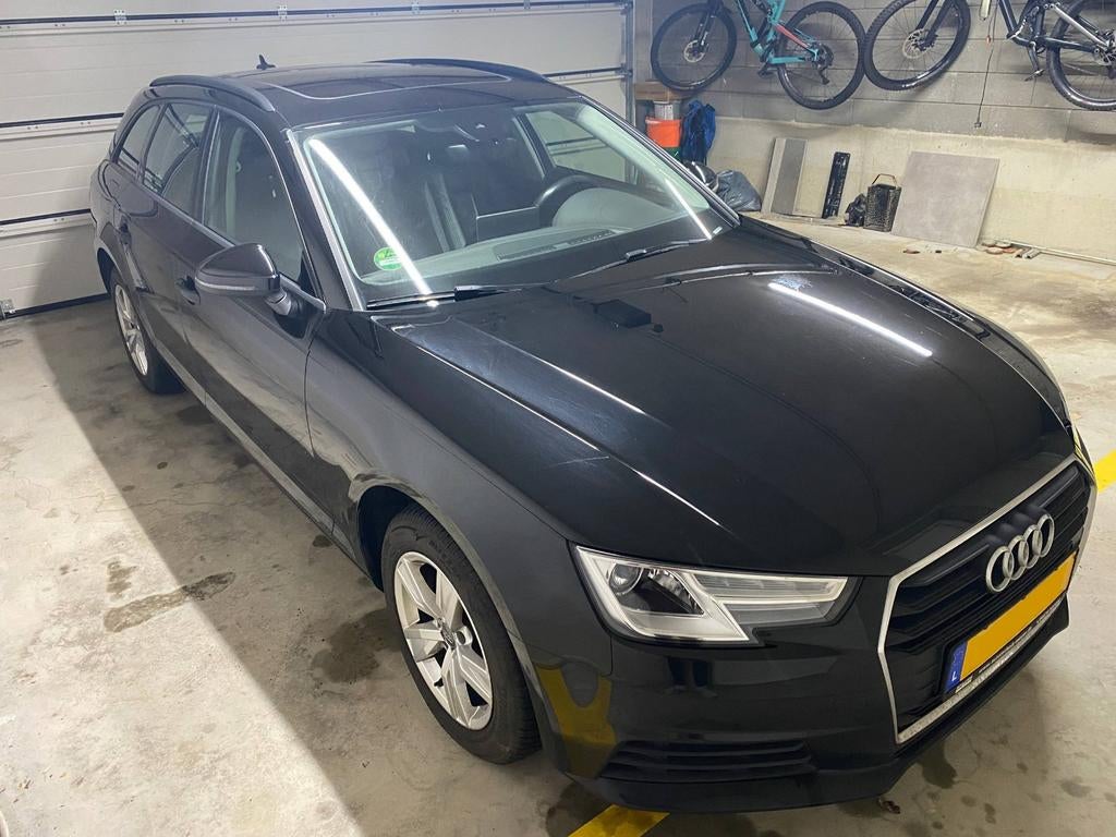 Audi A4 avant 2.0TDI manual, Voorwielaandrijving, 4 cilinders, A4, Zwart