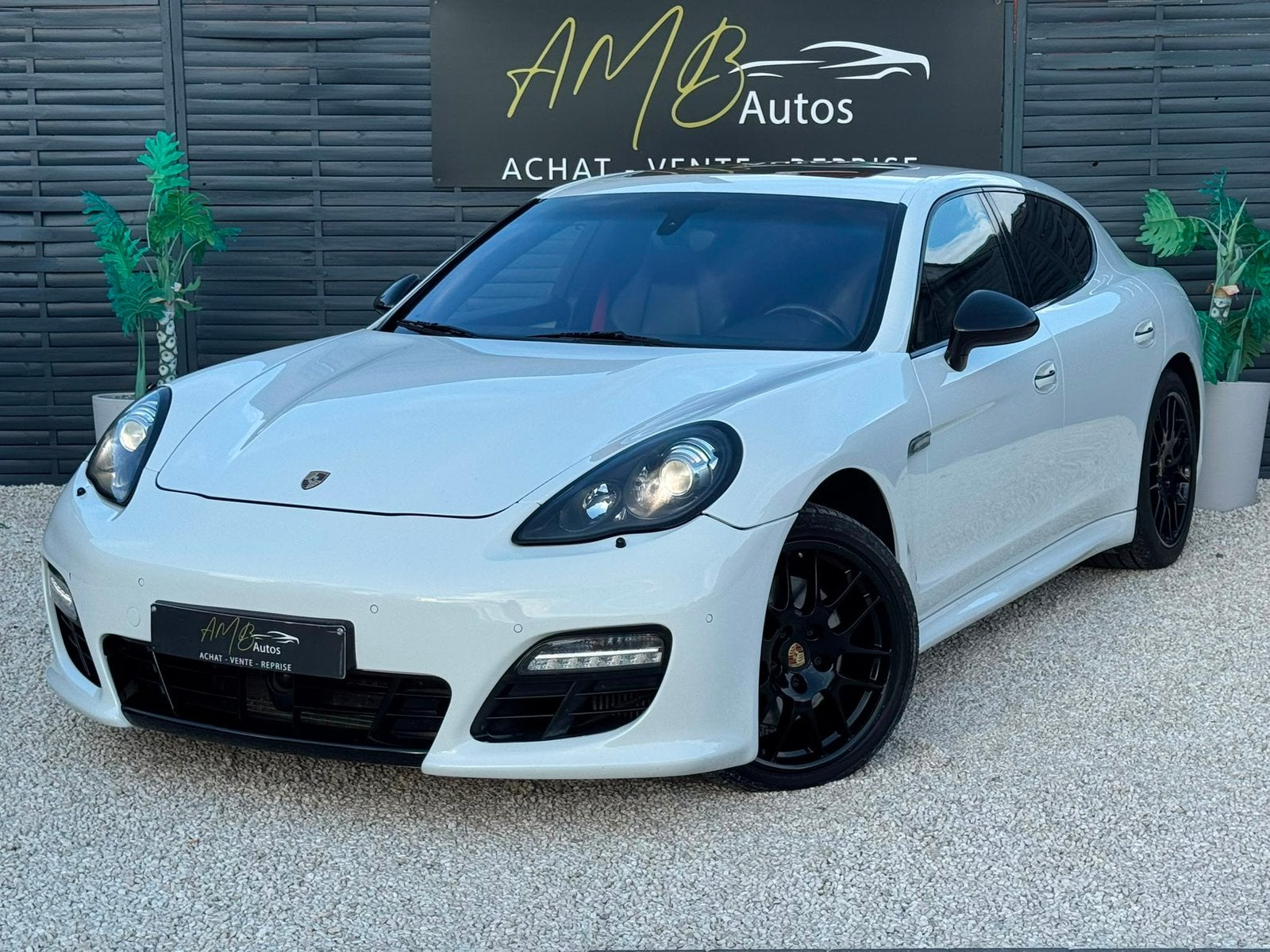 Porsche Panamera 3.0D V6*/*GTS PACK+ALCANTARA DAK+CAMERA*/*, Auto's, Automaat, Achterwielaandrijving, Zwart, Wit