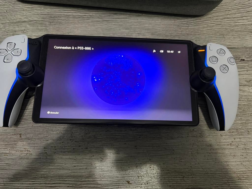 PlayStation portal, Games en Spelcomputers, Spelcomputers | Sony PSP, Ophalen, Zo goed als nieuw, Wit, Overige modellen