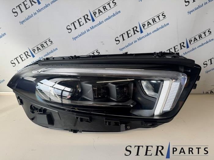 Phare droit d'un Mercedes A-Klasse, Autos : Pièces & Accessoires, Neuf, 3 mois de garantie, -, -