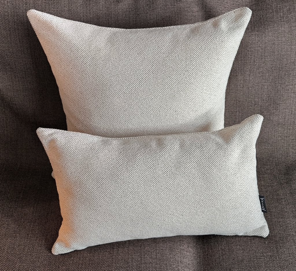 Sierkussen beige / gebroken wit grof geweven 45x45cm, Huis en Inrichting, Woonaccessoires | Kussens, Ophalen, Dubbelzijdig, Beige