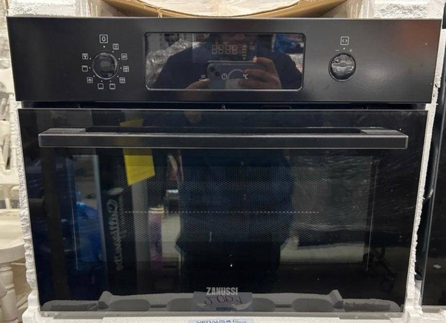 Luxe Smeg RVS Afzuigkap & Zanussi Inbouwoven (Zwart), Elektronische apparatuur, Ophalen, Zo goed als nieuw, Smeg