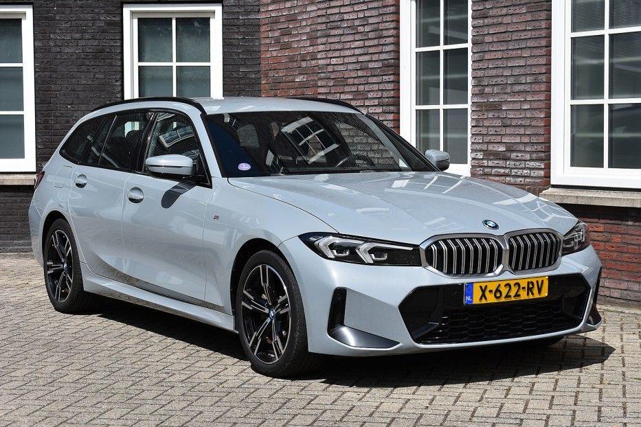 BMW 320 320e Touring M Sport/ Leer Alcantara/Trekhaak electr, Auto's, 32 g/km, Bedrijf, Break, Hybride Elektrisch/Benzine