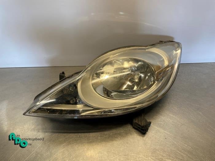 Koplamp links van een Peugeot 107 (107 05-), Gebruikt, -, -, Ophalen of Verzenden
