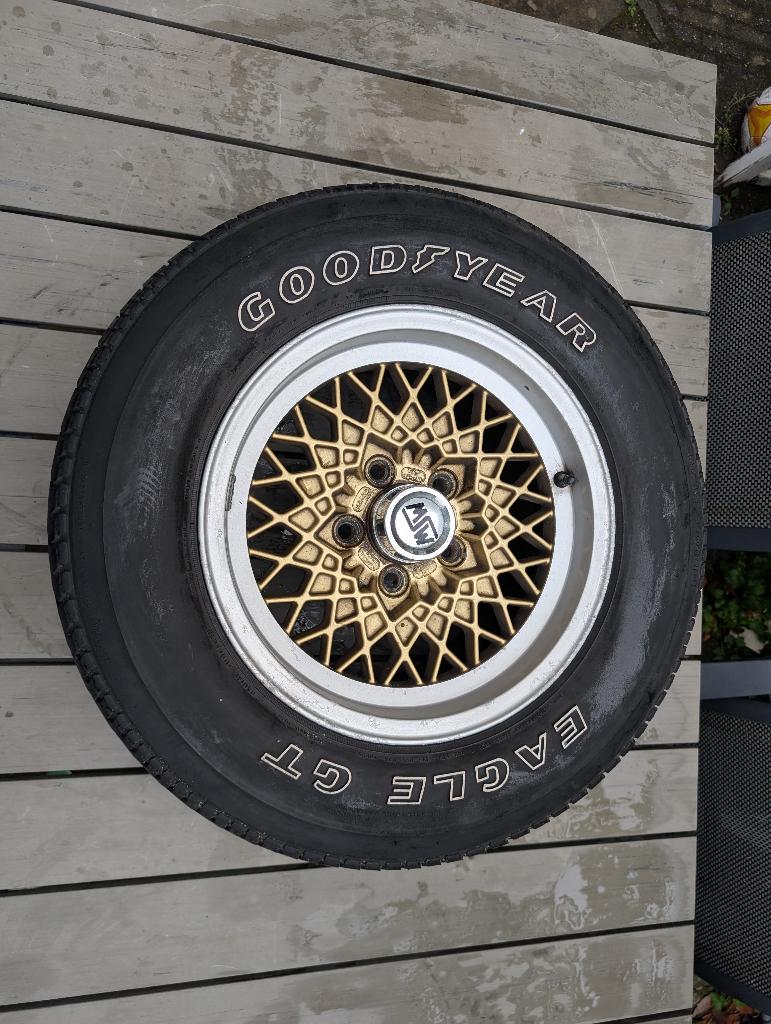 Cores / BBS 14" 7J H2 ET23 Velgen + Banden Witte Letters, Auto-onderdelen, Ophalen, 14 inch, Gebruikt, 235 mm
