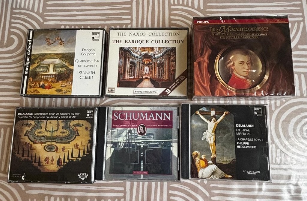 CD coffrets musique classique, Enlèvement