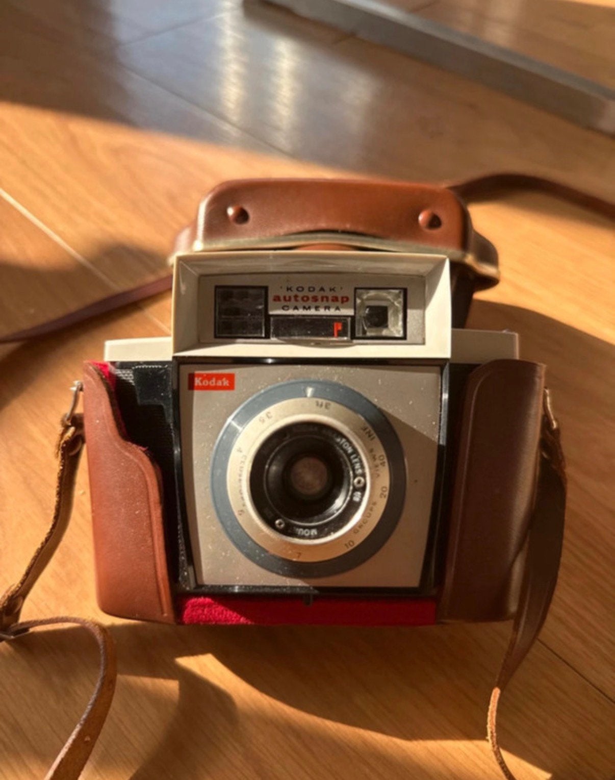 Appareil photo Kodak Autosnap 127 vintage + étui en cuir d'o, Enlèvement, Comme neuf, Kodak