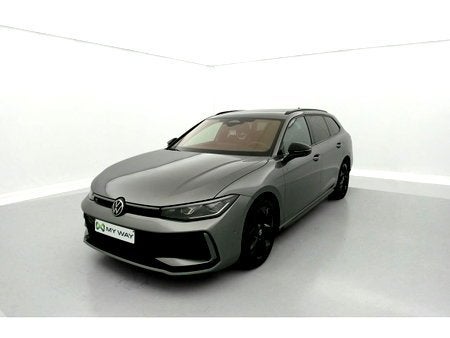 Volkswagen Passat SW Passat Variant 1.5 eTSI R-Line Business, Auto's, Automaat, Lichtsensor, 129 g/km, Break