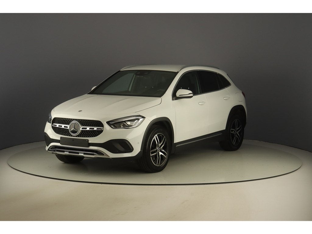 Mercedes-Benz GLA 250 e 218pk Luxury Pack Business, Auto's, Automaat, 161 kW, Wit, 5 zetels