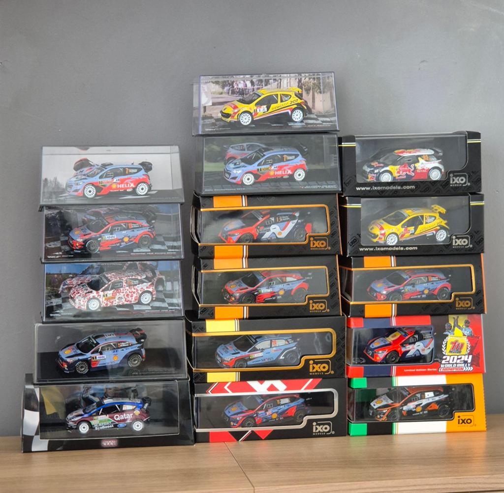 Lot 16 voitures wrc rallye 1:43 Thierry neuville 2010A2025, Hobby & Loisirs créatifs, Voitures miniatures | 1:43, Enlèvement