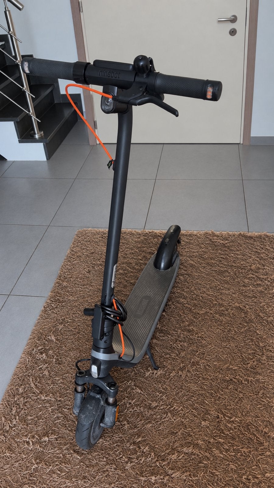Trottinette Ninebot E2 Plus — bon état, Enlèvement, Comme neuf