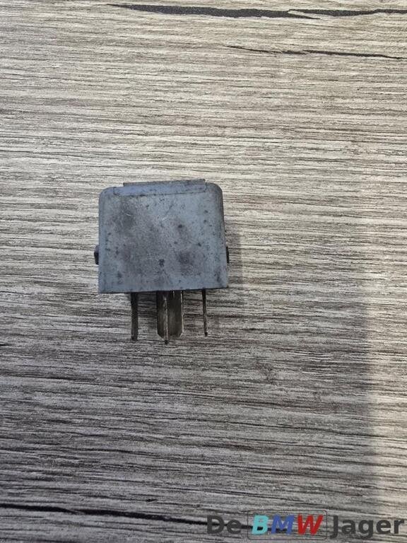 Relais BMW E31 E32 E34 E36 61361391397, Auto-onderdelen, Gebruikt, Ophalen of Verzenden, BMW