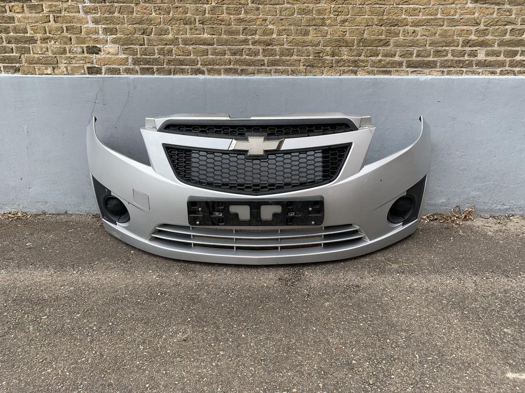 voorbumper chevrolet spark grijs 2009 tot 2015, Auto-onderdelen, Gebruikt, Voor, -, Ophalen of Verzenden