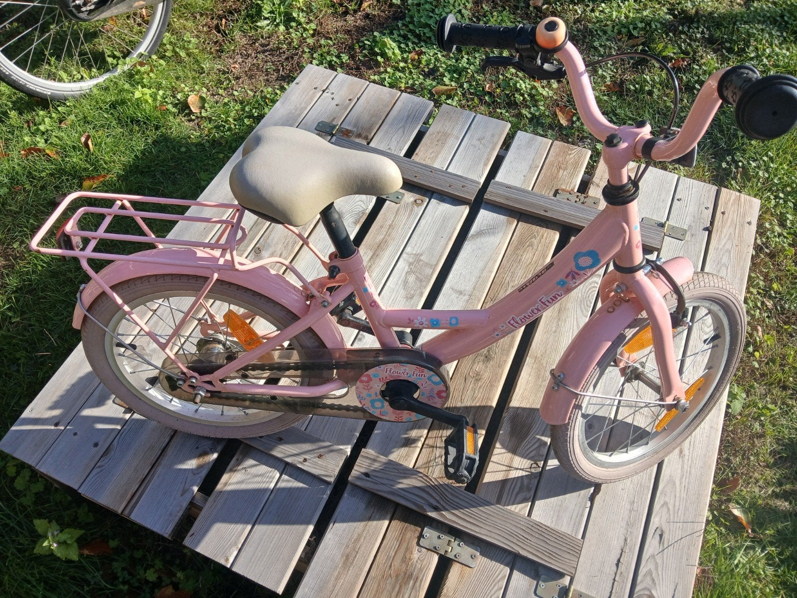 meisjesfiets 16 inch flower Fun, Fietsen en Brommers, Ophalen, Gebruikt, Terugtraprem, 16 inch