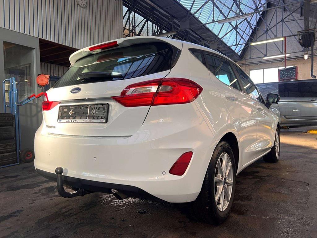 Ford Fiesta Titanium 1.0i EcoBoost 95pk / 70kW M6 - 5d, Auto's, Ford, 116 g/km, Stof, Gebruikt, Euro 6