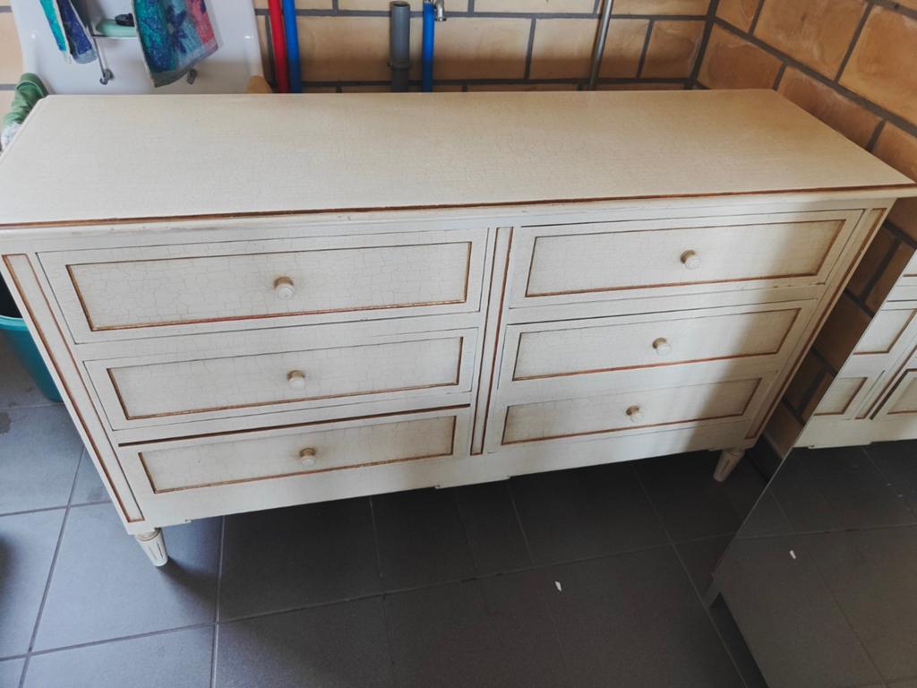 Antieke schuif kast, Ophalen