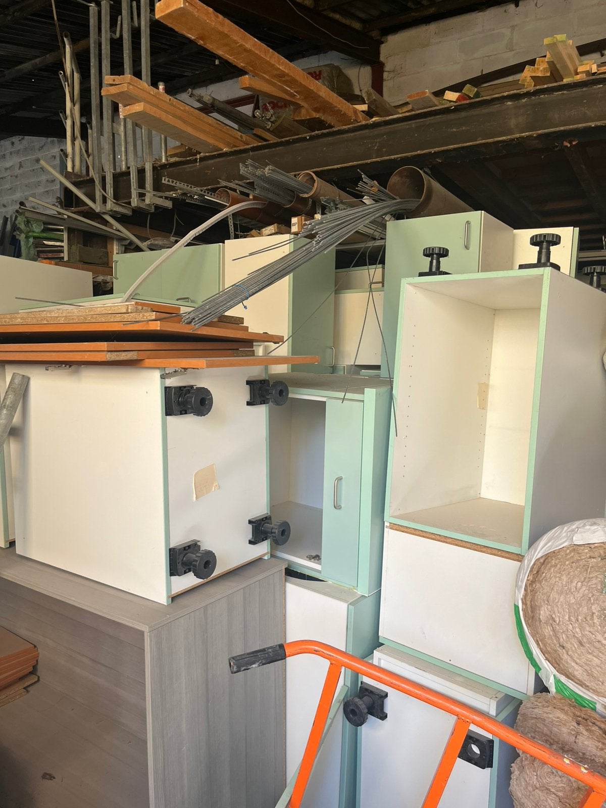 VIDE GARAGE – MEUBLES À SAISIR, Enlèvement, Utilisé