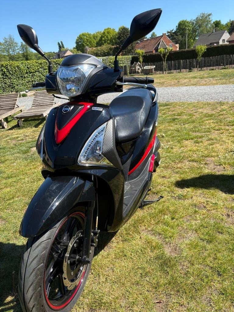Sym Symphony ST 125, Fietsen en Brommers, Ophalen, 125 cc, Zo goed als nieuw, Benzine