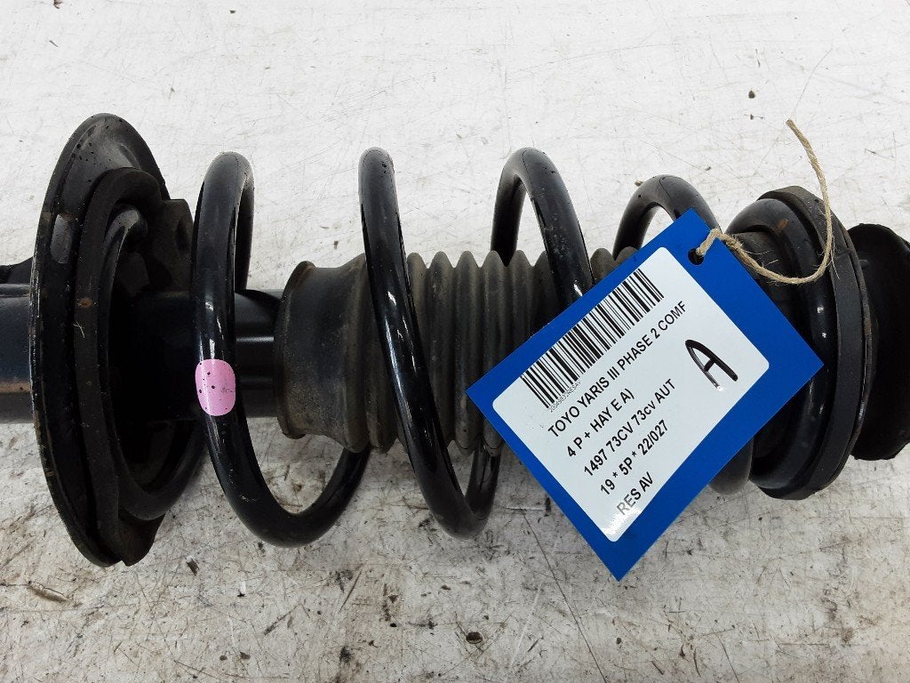 SCHROEFVEER VOOR Toyota Yaris III (P13) (01-2010/09-2020), Gebruikt, Toyota