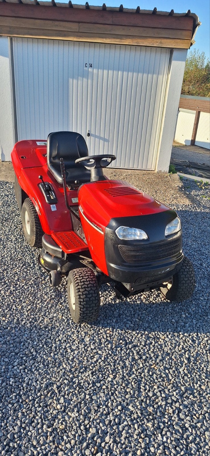 Tracteur tondeuse SENTAR HYDRO moteur BRIGGS-STRATTON, Enlèvement
