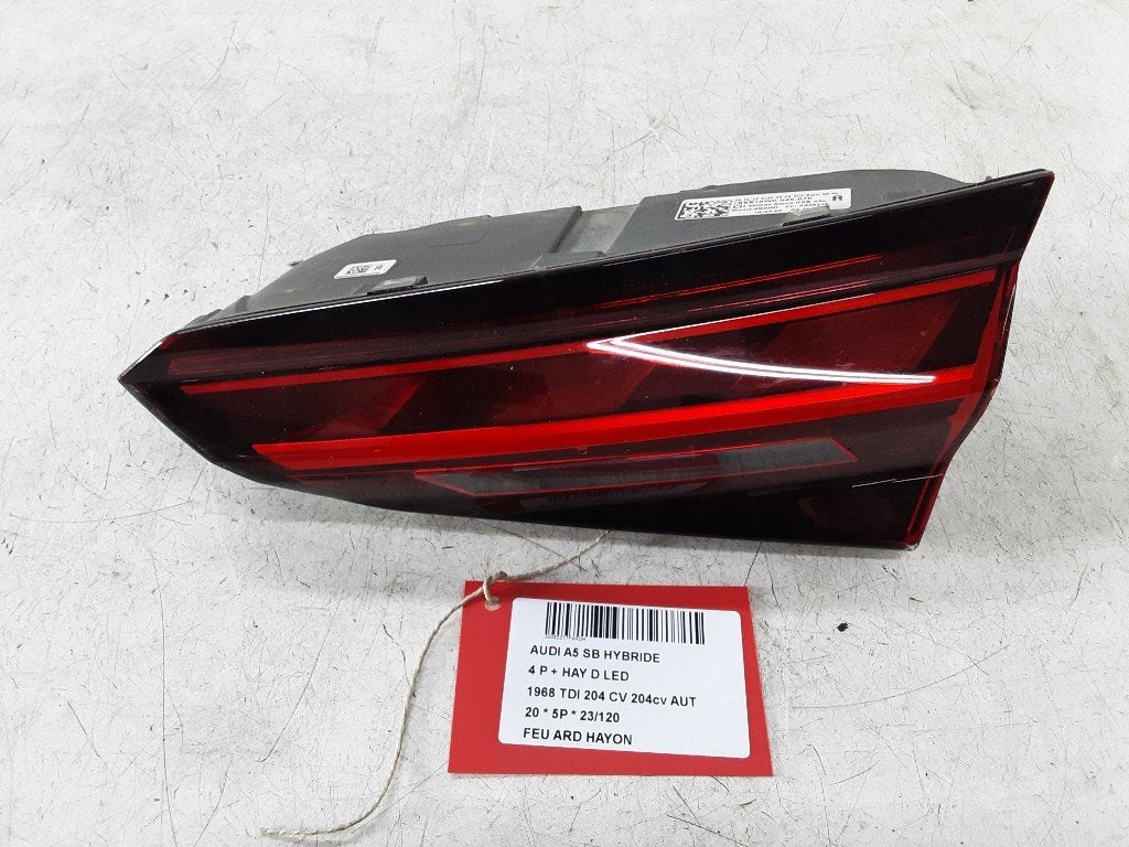 PANNEAU ARRIÈRE DROIT AVEC LAMPE A5 Sportback (F5A / F5F), Auto-Union-Straße  1,
85057  Ingolstadt, DE, Info@audi.de, Audi, Utilisé