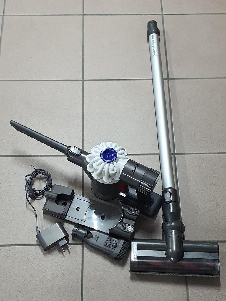 Dyson V6, Electroménager, Enlèvement, Aspirateur