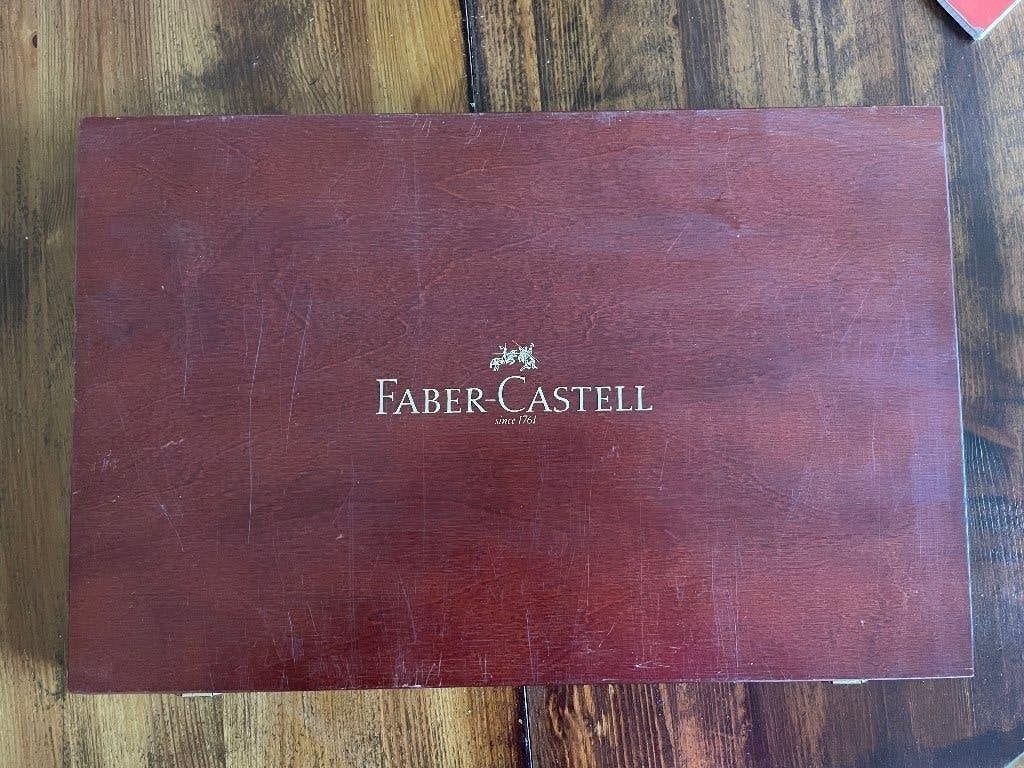 Faber Castell houten doos met potloden, Hobby en Vrije tijd, Ophalen, Gebruikt, Potlood of Stift