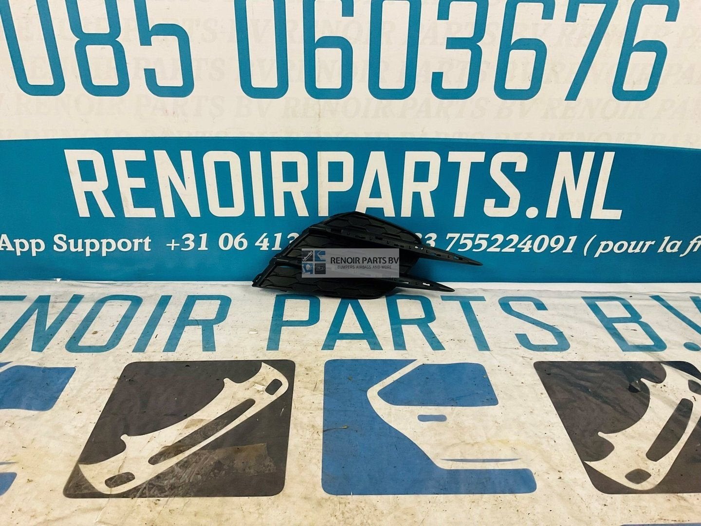 Bumper Grill Mercedes A Klasse W177 A35 AMG A1778858600 Roos, -, Utilisé, -, Enlèvement ou Envoi