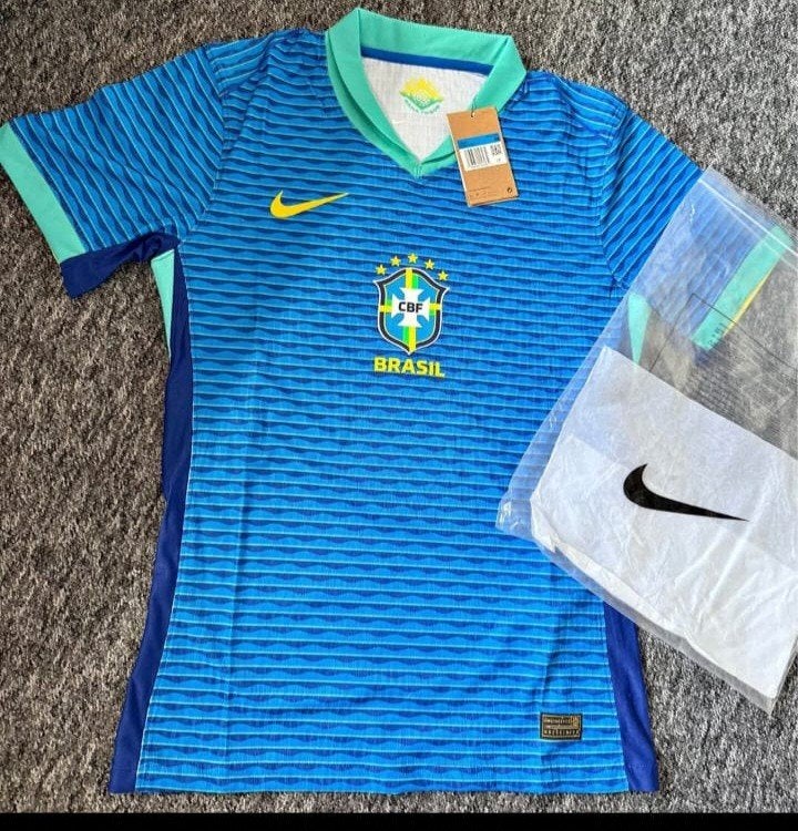 Maillot de foot du Brésil, Sport en Fitness, Voetbal, Maat M, Ophalen of Verzenden, Nieuw, Shirt