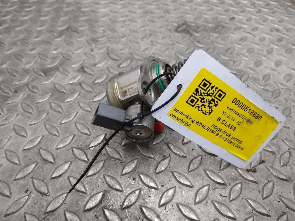 MERCEDES B CLASS BRANDSTOF POMP VOOR DE INJECTOR 2014, Enlèvement ou Envoi, Utilisé, Stiba membre