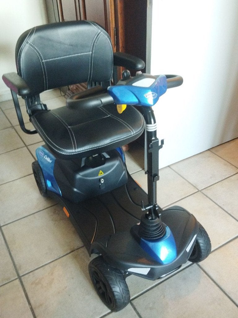 Scooter pour personnes à mobilité réduite - Invacare Colibri, Divers, 16 km/h ou plus, Comme neuf, Invacare, Enlèvement
