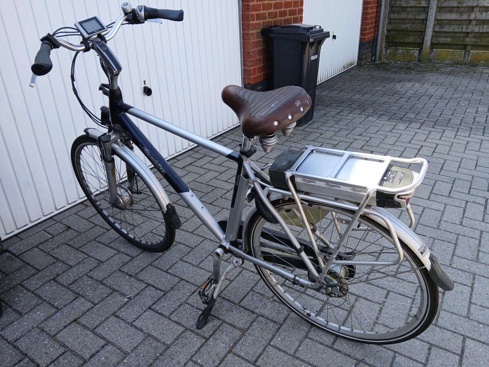 Flowbike Biarritz elektrisch, Ophalen