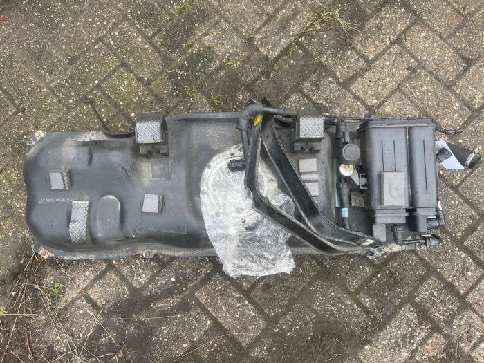 Réservoir de carburant d'un Kia XCeed, Autos : Pièces & Accessoires, Systèmes à carburant, Kia, -, 3 mois de garantie, Utilisé
