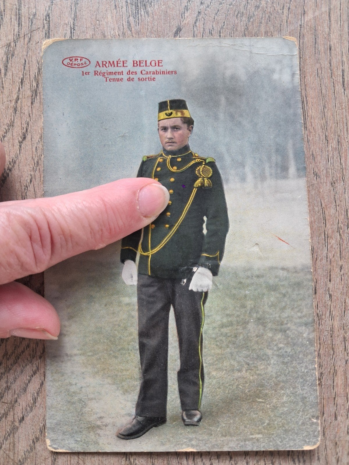 oude foto uitgaanskostuum Belgisch leger, 1ste régiment schu, Verzamelen, Ophalen of Verzenden