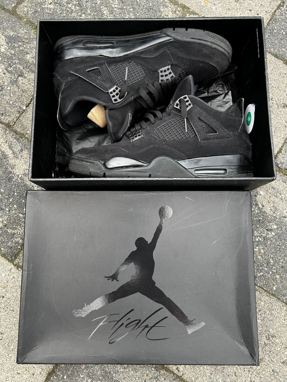 Air Jordan 4 Retro Black Cat maat 45, Comme neuf, Enlèvement, Baskets, Noir