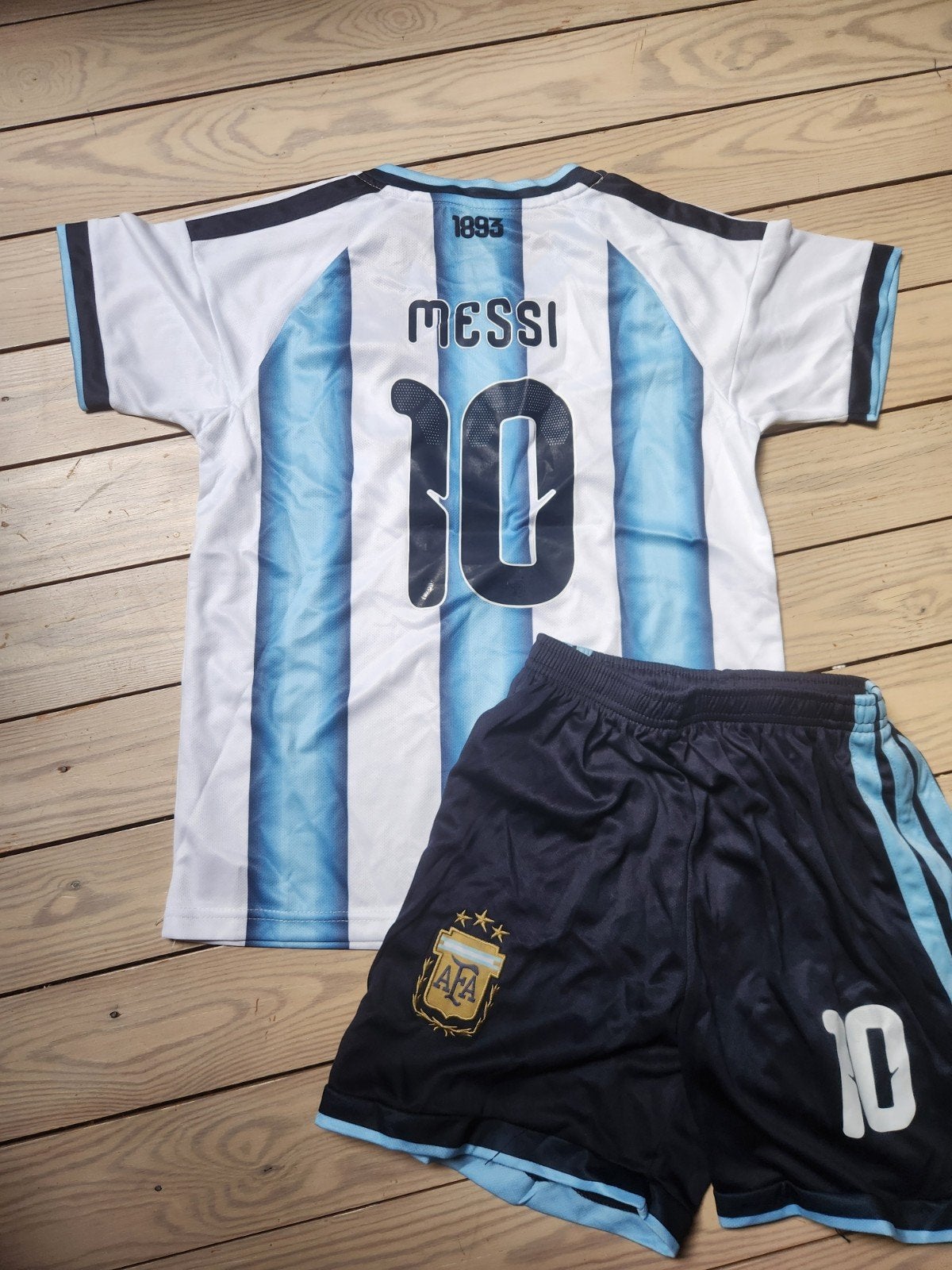 Messi Argentina tenue met shirt en korte broek voor 11-12 ja, Maat XS of kleiner, Zo goed als nieuw, Shirt
