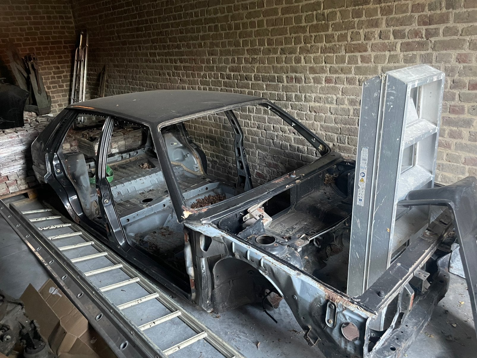 Lancia Delta integrale 16v Rally project, Autos, Rouge, Achat, 5 portes, Particulier