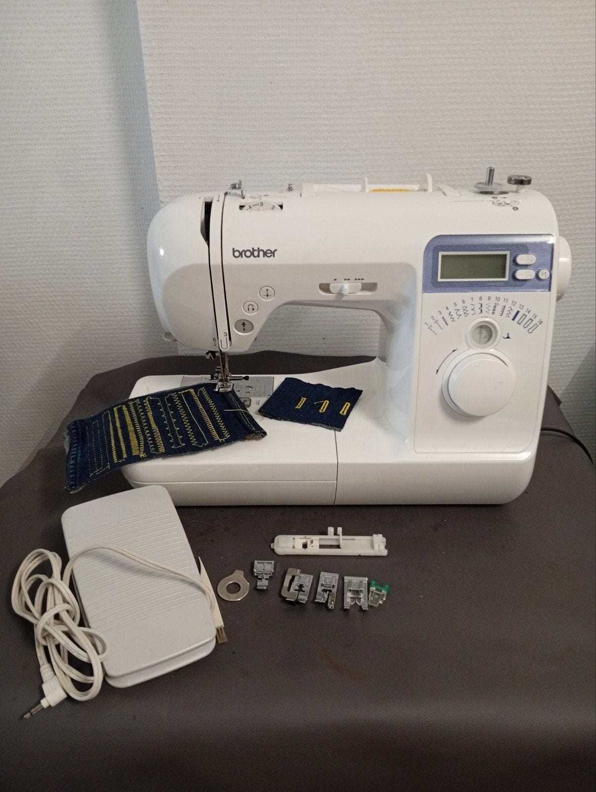 Machine à coudre innov'is 10 - révisée, Enlèvement ou Envoi, Machine à coudre, Brother
