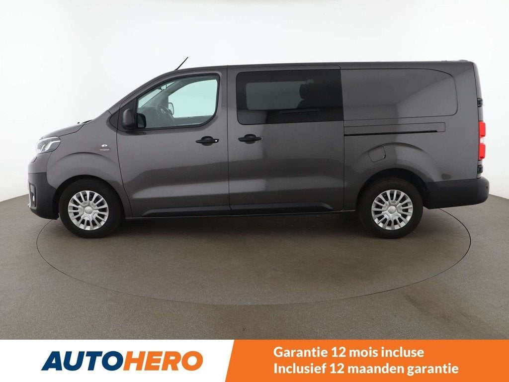 Toyota ProAce 2.0 D-4D L2 Family (bj 2022), Auto's, Stof, Gebruikt, Euro 6, 144 pk