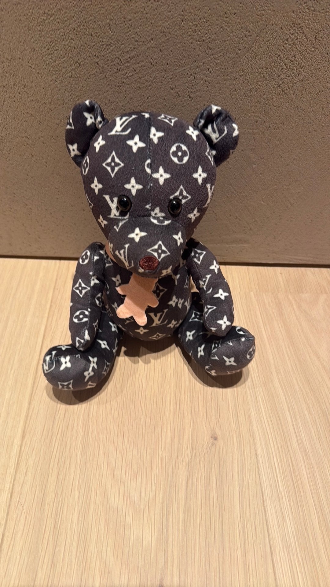 Knuffelbeer louis vuitton, Ophalen, Zo goed als nieuw